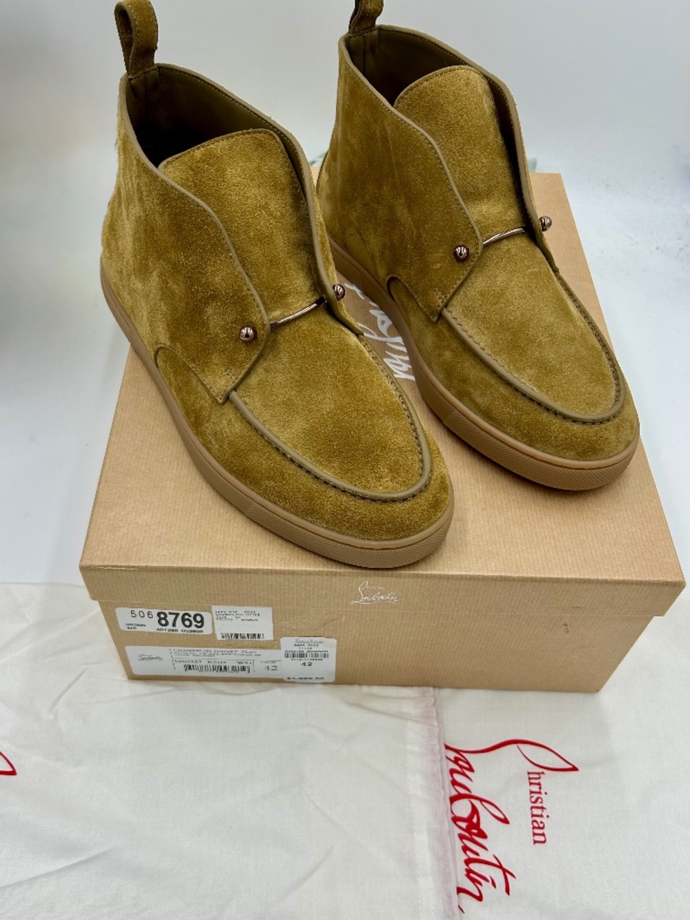 Men’s Christian Louboutin Chambeliss Desert Suede Boots. Size 43/10 US.